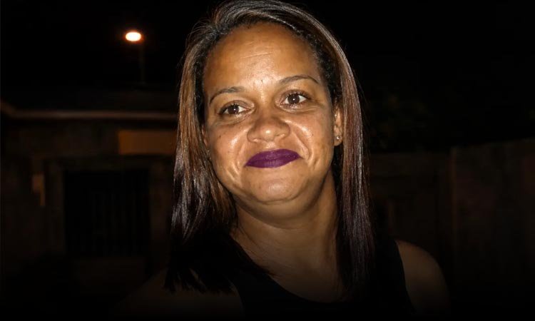 Camila Miranda, de 33 anos, morreu eletrocutada ao tocar em tomada, enquanto lavava roupas